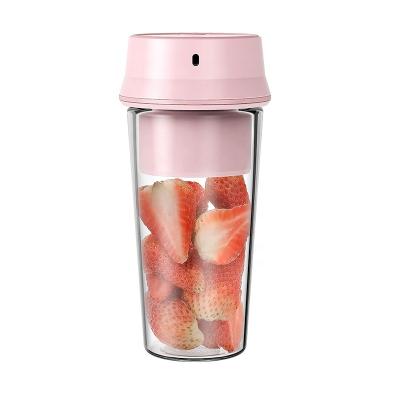 China USB Rechargeable Mini Travel Fruit Juicer Portable Micro Cup Blender Hot Sales Outdoor Popular Juicer Blender Grinder for sale