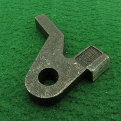 China Factory 15mm Radian Presser Foot For Leather Skiving Machine Spare Parts for sale