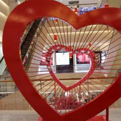 China Europe Large Double Mall Decoration Fiberglass Heart for sale