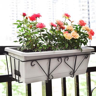 China Factory Direct Sales Strawberry Planter Modern Indoor Outdoor Resin Pots PP Large Durable Fruit Vegetable Planter Pot for sale