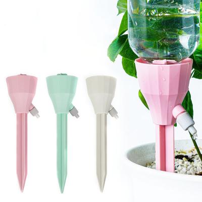 China 2021 New DIY Eco-Friendly Automatic Drip Water Nails Spike Dripper System Indoor Plant Garden Plants Self Watering Device for sale