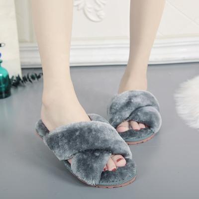 China 2021 Fashion Trend Women's Home Slippers Furry Fur Slides Warm Soft Plush Fuzzy Slippers Cross Fur Slippers for sale