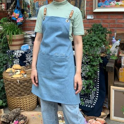 China Anti-fouling korean waist apron custom logo denim bartender kitchen work jeans apron for sale