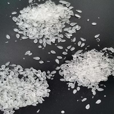 China Resina 25054-06-2 del aldehino de Crystal Colorless Granular Anti Yellowish en venta