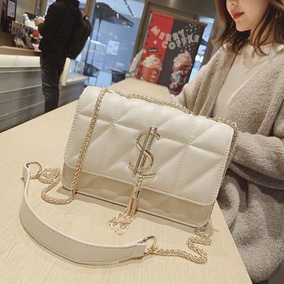 China New Luxury 1:1 Tassel Chain Famous Brand Women's Designer Small Square Women's Single Shoulder Bag GENUINE LEATHER Bag Luxury Rhombic Chain Bag for sale