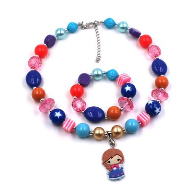 China TRENDY Colorful Handmade Beaded Cartoon Necklace Bracelet Chunky Bubblegum Jewelry Set Girl Pendant Gift for sale