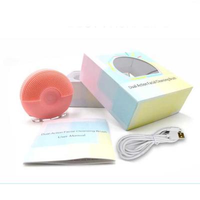 China Acne Treatment Mini Face Cleaning Device Electric New Silicone Facial Cleansing Brush for sale