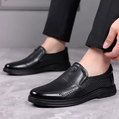 China 2022 Newly Round Men's Genuine Leather Shoes Size Soft Anti-skid Lead Leather Training Shoes Man Spring Leather Shoes for sale