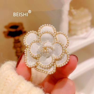 China HOT with French small sweet wind restoring ancient ways drip stereo brooch pin pearl edge camellia female temperament 333 for sale