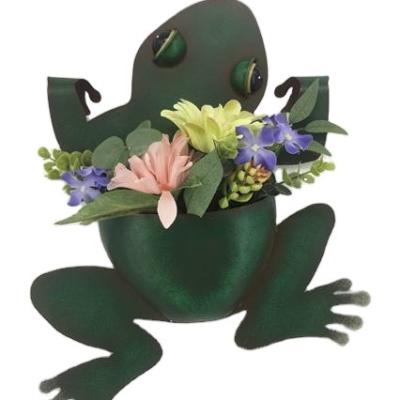 China Custom Europe Metal Home Wall Decoration Frog Wall Decor Fanta Iron Animal Wall Decor for sale