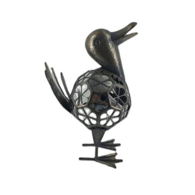 China Europe Fashion Iron Garden Decoration Duck Decor Garden Duck Figurine Statue Garden Duck for sale