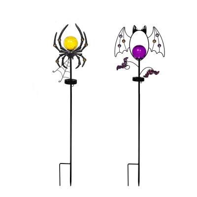 China Europe Ghost Festival Bat / Spider Glass Ball Solar Power Ground Inserted Metal Iron Crafts Garden Ornaments for sale