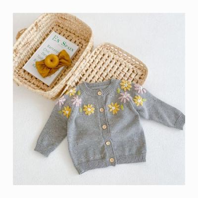 China 100% Handmade Knitted Baby Kids Gray Flower Design Toddlers Autumn Winter Color Sweaters Cotton Cardigan for sale