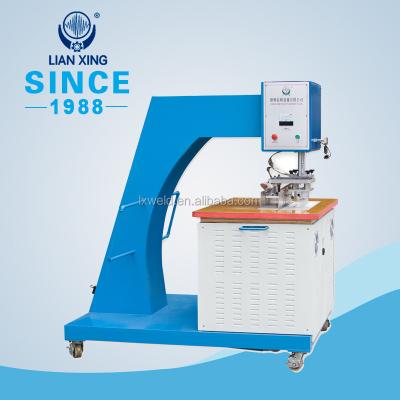 China PVC Tent Plastic Welding Machine China Lianxing for sale