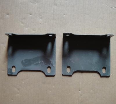 China AZ9725930708 Sinotruk Bracket del parachoques delantero, piezas de repuesto originales para camiones Sino en venta