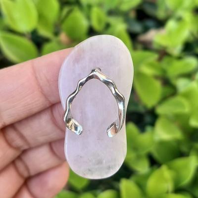 China Spiritual Healing Crystal Agate Slipper Pendant China Wholesale Natural Pendant Necklace Couple for sale