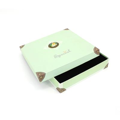 China Luxury Recycled Materials Jewelry Paper Box Packaging Paper Box With EVA High Quality Christmas Jewelry Gift Box for sale