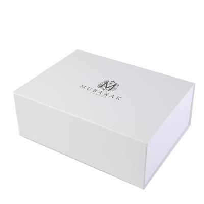 China Recyclable Custom Dress Packaging Gift Fixed Box Factory Price Wholesale Gift Set Square Gift Box With Ribbon for sale