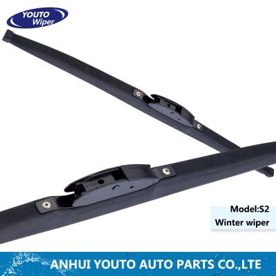 China Metal + Rubber S2 Snow Wiper Blade Universal Fit For Cold Winter for sale