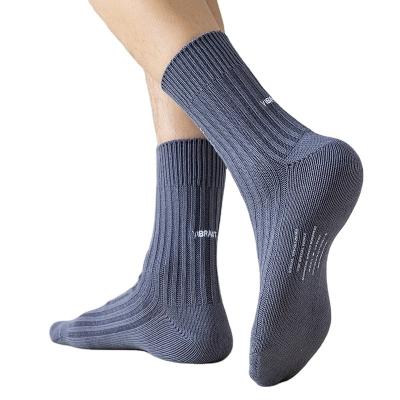 China QUICK DRY wholesale high grade cotton embroidery logo winter warm crew socks men's deodorant absorb sweat casual tube thick socks for sale