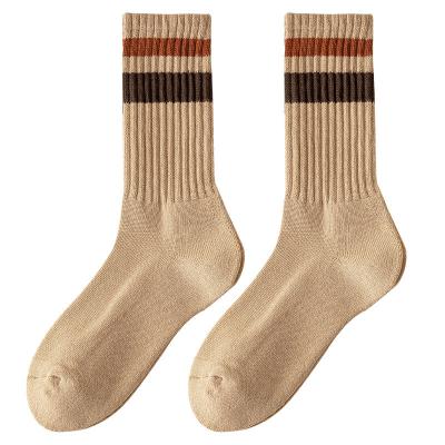 China QUICK DRY Professional wholesale customization men's winter thickened terry socks fashion design embroidery logo socks supplier for sale