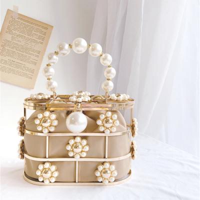 China Pearl Clutch Bag Women Evening Clutch Bag Simple Luxury Fashion Lady Handbag for sale