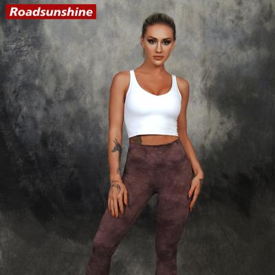 China 2021 breathable new 2 piece yoga tracksuit sets printing women activewear sports bra and tie dye leggings set for sale