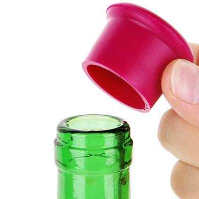 China Cover Opening Red Wine Maker Food Grade Elasticity Silicone Red Wine Stopper Direct High Quality Cap From The Top for sale