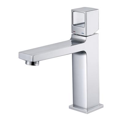 China Thermostatic Faucets Pull Out Bath Basin Faucet Deck Mounted Chrome Hand Sink Faucet for sale