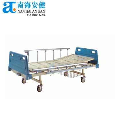 China AJ-105410A Cheap Manual Hospital Bed Health Care Bed Furniture Medical Medical Hospital Bed For Sale for sale