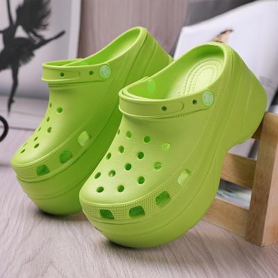 China 2021 New Arrival Design Waterproof Clog Sandal Eva High Thick Sole Heel Women Gardening Platform Clogs Shoes for sale