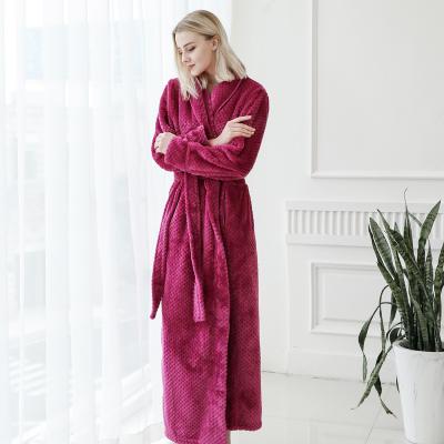 China Autumn And Winter Thickened And Breathable Lengthened Flannel Dressing Gown For Men And Women Bathrobe Pajamas for sale