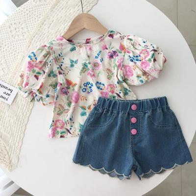 China - Customized girls' clothing sets cute girls puff sleeve top and denim shorts costume for sale