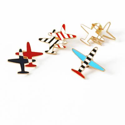 China Colorful Cloth Decoration Party Wedding Oil Painting Airplane Pin Brooches For Collar for sale