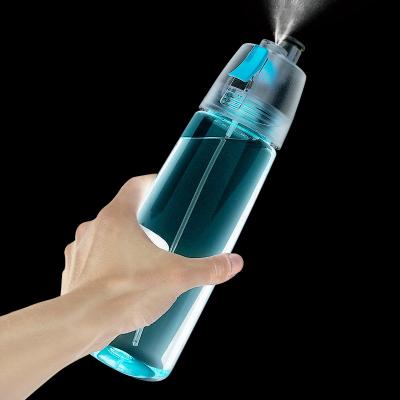 China SAMPLE Viable Sip and Mist Sprayer Water Bottle OEM Portable Sprayer Bottle Insulated BPA Free 550ML Sport Double Walled Plastic GYM for sale