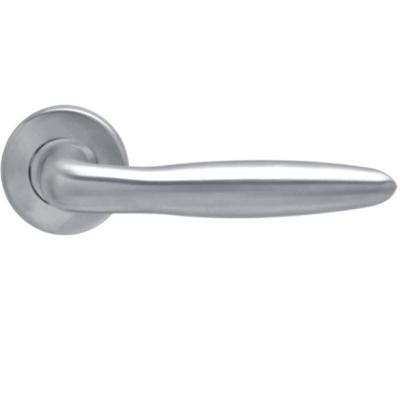 China Good Sales HS036 Stainless Steel Handle Door Traditional Casting Lever Handle for sale