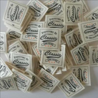 China Fashion Washable Neck Label Custom Logo Woven Label Main /Neck Apparel Label For Garment for sale