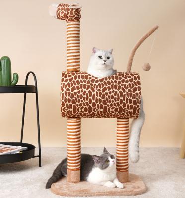 China Cute Giraffe Unique Safe Viable Cat Scratching Post Cat Scratcher Toy Cat Tree Scratch Post for sale