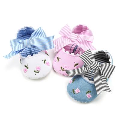 China Wholesale Embroidered Striped Soft Bottom Shoes Anti-slippery Three-color Bow Baby Princess Shoes Baby Shoes for sale