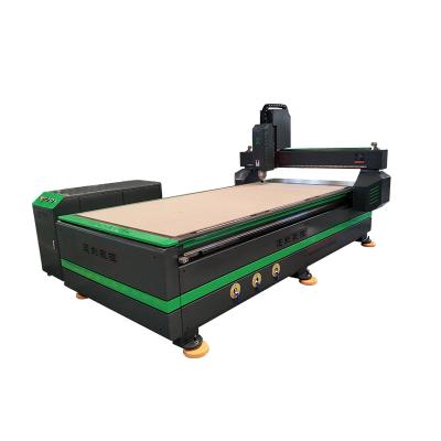 China Garment Shops Wood Carving Cutter CNC Router Wood Maker with low price and high performance for sale