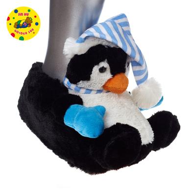 China Lovely Plush Fashion Trend Animals Slipper Noble Bedroom One Size Fits All Slipper for sale