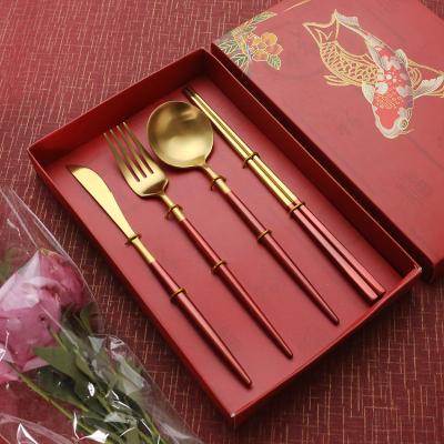 China Wholesale Stocked 4PCS Spoon Fork Chopstick Set 304 Stainless Steel Gold Cutlery Set Tableware Luxury Gift for sale