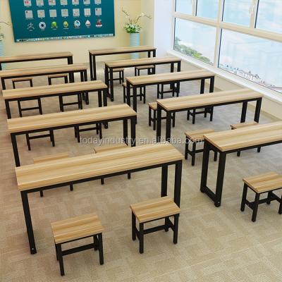 China Environmental Friendly Cheap Student School Classroom Table and Chair Set for sale