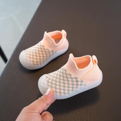 China Lightweight Children's Toddler Boots Baby Socks Breathable Shoes Fly Mesh Soft Bottom Shoes for sale