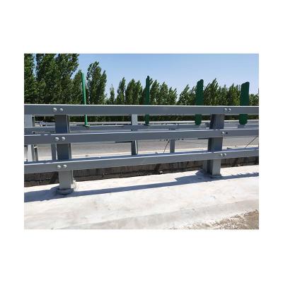 China Professional Pavement Safety Manufacture Road Crash Barrier Road Guardrail Customization Rail System for sale