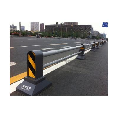 China Roadway Safety Durable Corrugated Aluminum Alloy Guardrail Road Guardrail Price for sale