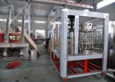 China Máquina de rellenar del agua automática llena, equipo embotellador 18000BPH del agua con el motor de SIEMENS en venta