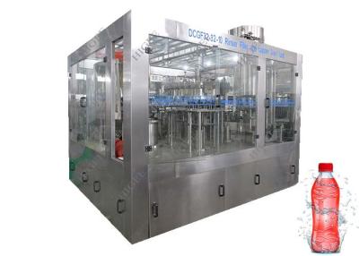 Chine Machine de remplissage carbonatée à grande vitesse de boissons, machine de l'eau de seltz pour la bouteille d'animal familier à vendre