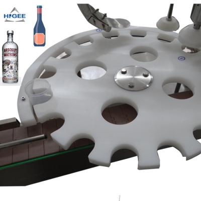 China Máquina de rellenar del alcohol de Higee con el llenador del líquido de la ginebra de la máquina de rellenar de la vodka de la máquina de rellenar del alcohol en venta