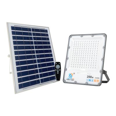 China Garden High Lumen Solar Powered Remote Flood Light With Remote for sale